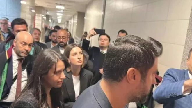 Duruşmanın görüldüğü adliyeden bir fotoğraf