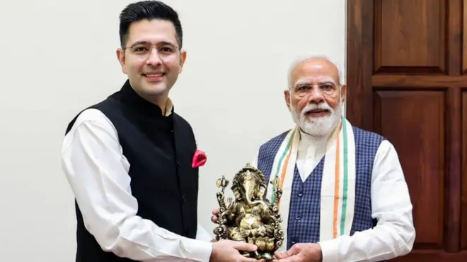 पीएम मोदी के साथ राघव चड्ढा