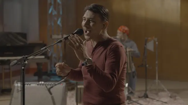 गायक विवेक श्रेष्ठ