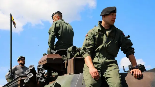 Військові НАТО