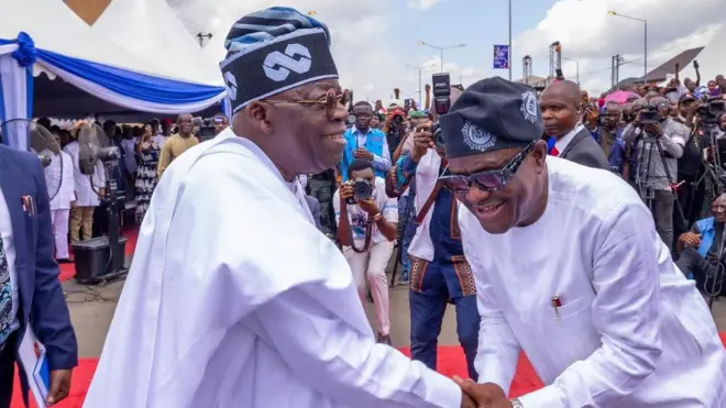 Aworan Aarẹ Tinubu ati Minisita FCT Nyesom Wike 
