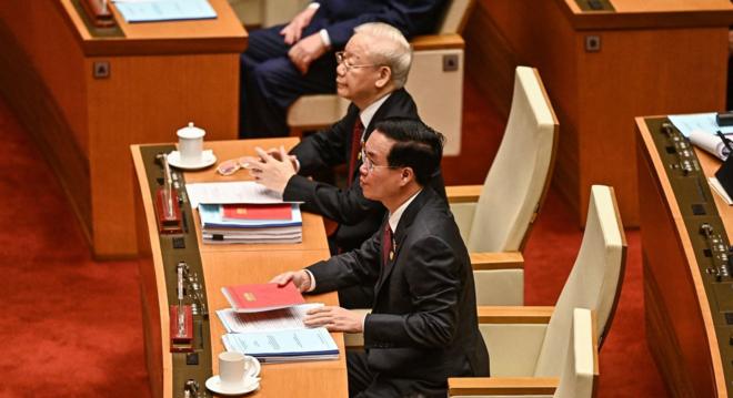 Tổng Bí thư Nguyễn Phú Trọng và Chủ tịch nước Võ Văn Thưởng tại phiên khai mạc Kỳ họp bất thường lần thứ 5 của Quốc hội tại Hà Nội ngày 15/1/2024