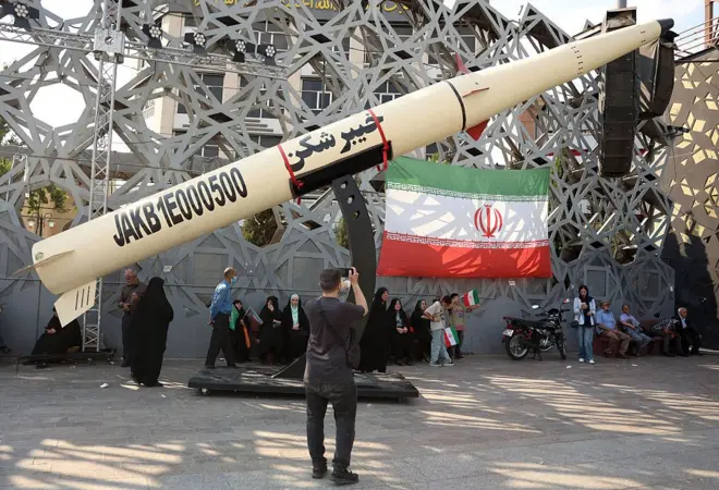 إيران