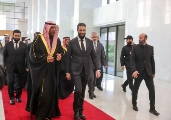 أحمد الشرع يستقبل وفد مجلس التعاون الخليجي في دمشق