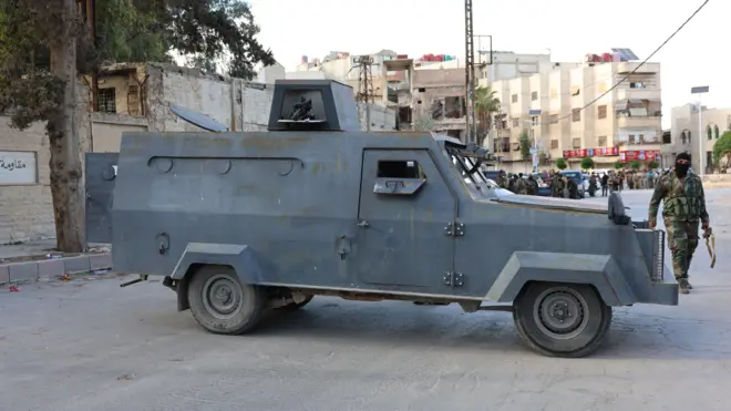 قوات الأمن السورية عقب اشتباكات مسلحة في بلدة جرمانا، قرب دمشق