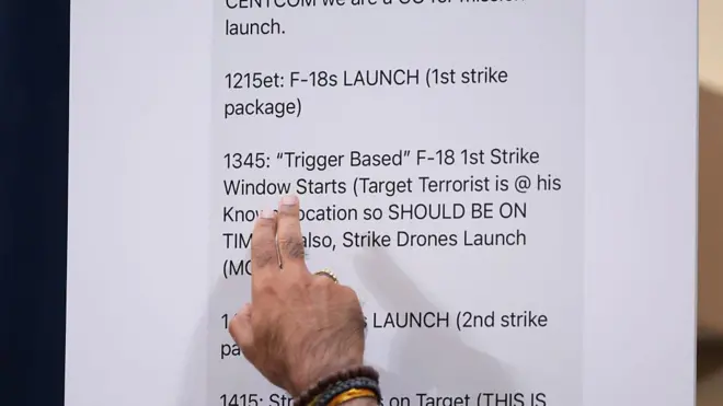 Распечатка из чата во время слушаний в Конгрессе США