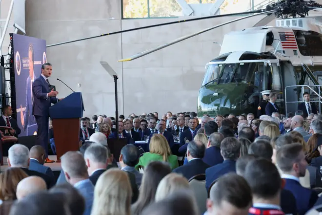 پیت هگست،‌ وزیر دفاع آمریکا می‌گوید که ایران به‌رغم حملات کشورش و اسرائیل، همچنان در خاورمیانه تهدید محسوب می‌شود.