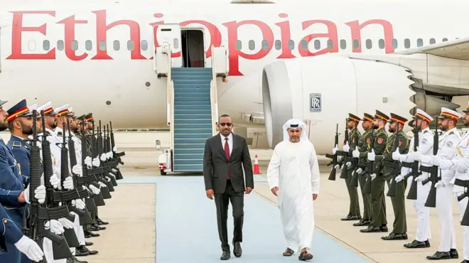 ቀዳማይ ሚኒስትር ኢትዮጵያ ኣብይ ኣሕመድ ናብ ኢማራት ዓረብ ኣብ ዝኣተወሉ