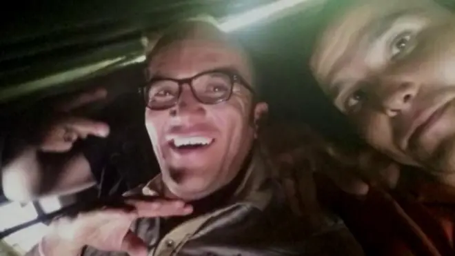 Поездка под вагонами: как беженцы пробираются на север Европы