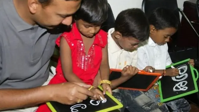 విద్యార్థులు