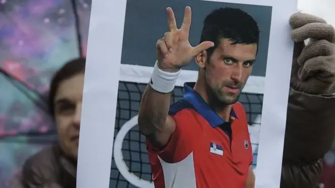 Novak Djokovic'in destekçileri