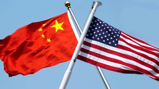 美国学者说，描述中国和美国经济共生关系的新词“中美国”(Chimerica)已经不反映现实，新冷战已经开始。