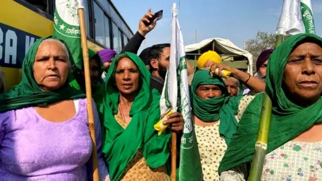 महिलाएं