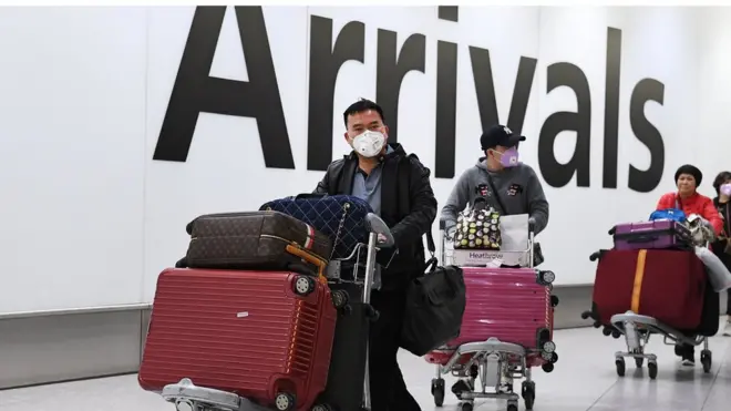 英國倫敦希思羅機場共有五個航站樓，每天來自全世界各地的旅客從這裏入境。