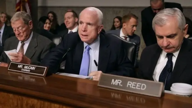 Джон Маккейн закликав сенаторів забути про партійні розбіжності на певний час