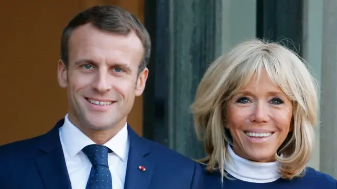 Макрон із дружиною
