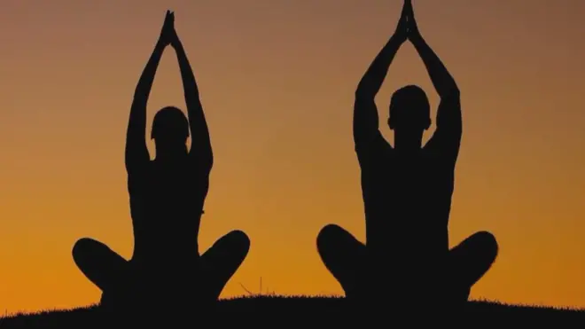 اليوغا: بين الرياضة والدين