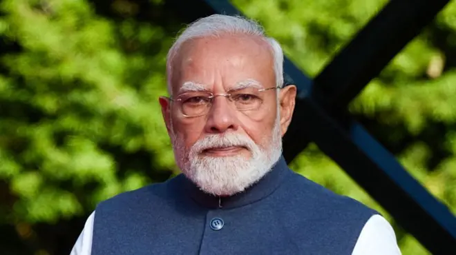 नरेंद्र मोदी