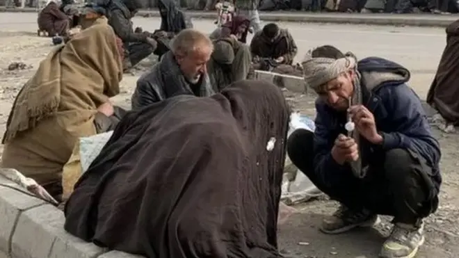 అఫ్గానిస్తాన్లో జోరుగా డ్రగ్స్ వ్యాపారం