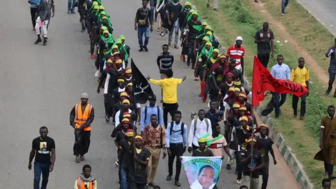 Ndị ụka shiites na-eme ngagharịwe