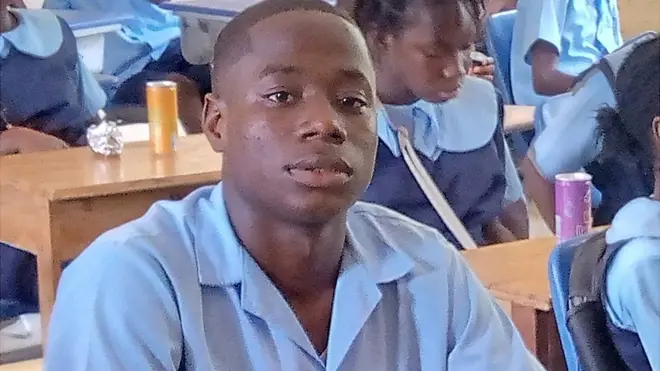 కొత్త స్కూల్లో ఇమ్మాన్యుయేల్ తులో