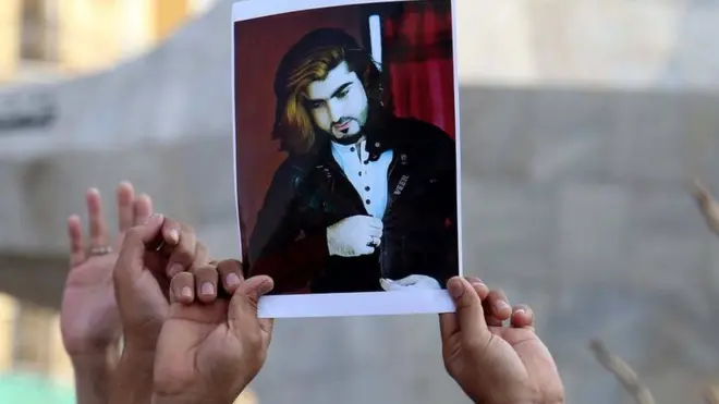 نقیب الله مسید قبایلي سیمو کې د تاوتریخوالي له امله کراچۍ کې اوسېده.