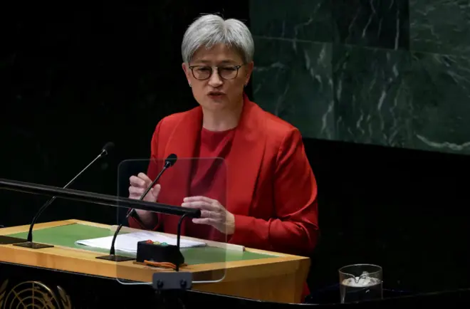 وزیر خارجه استرالیا