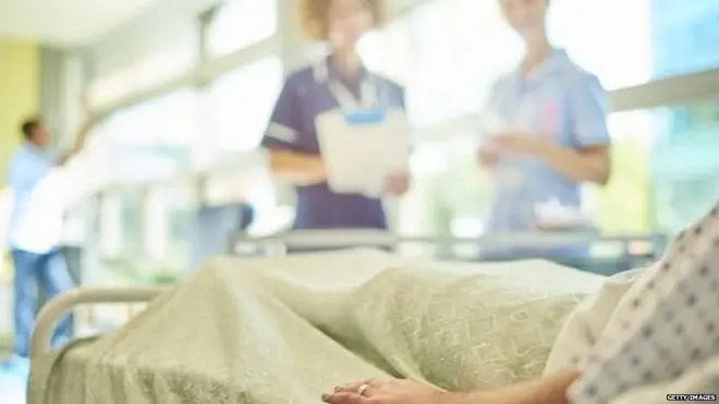 कोमा की अवस्था में रहने वाले मरीज़ को 24 घंटे देखभाल की ज़रूरत होती है