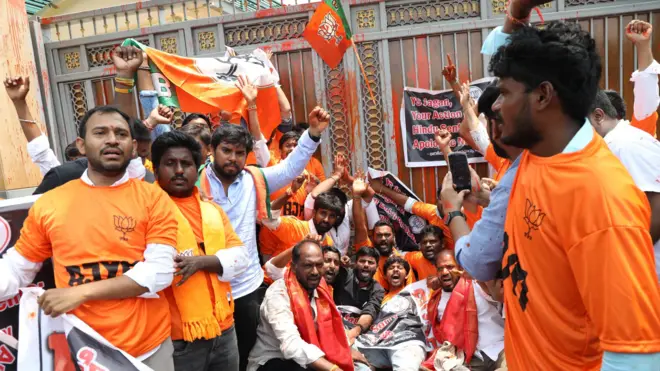 జగన్ ఇంటిని ముట్టడించేందుకు బీజేవైఎం నేతలు