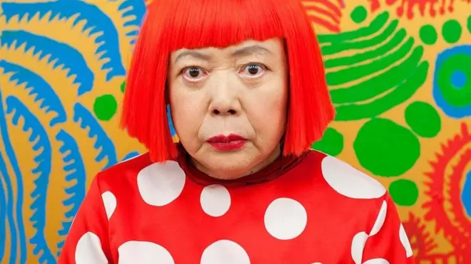 Yayoi Kusama superou trauma infantil, preconceitos e um transtorno mental antesbetfair ganhar dinheirose tornar uma sensação mundial