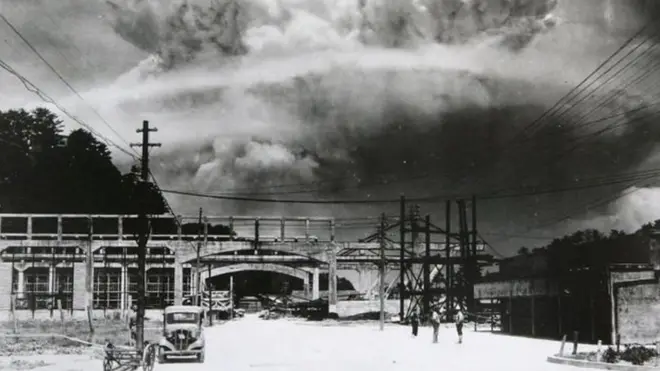 एटम बम, नागासाकी, द्वितीय विश्व युद्ध