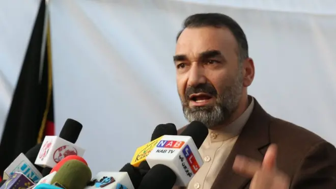 روابط آقای نور با دفتر ریاست جمهوری از مدتها پیش تیره بود، اما از بهار گذشته بشتر تیره شده است