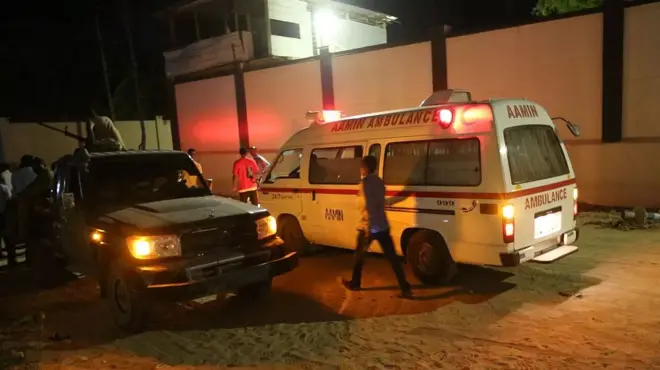 Saraakiisha la toogtay ayaa ahaa tababarayaasha xerada ciidanka Gordon