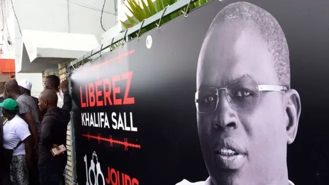 Macky Sall révoque Khalifa Sall de la mairie de Dakar