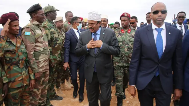 Farmaajo iyo Khayre