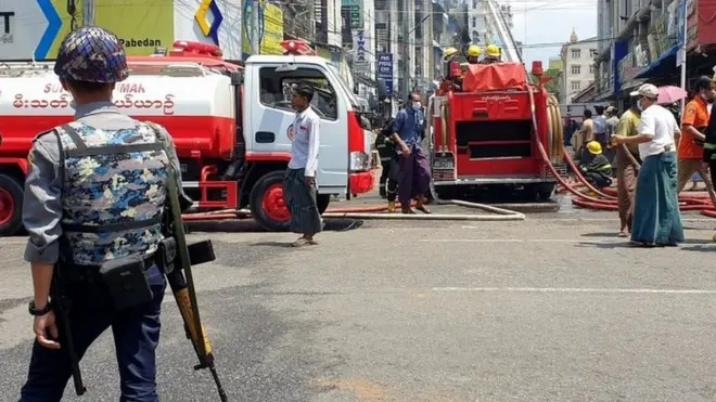 ไฟไหม้ในนครย่างกุ้งเมื่อ 16 พ.ค. 2564