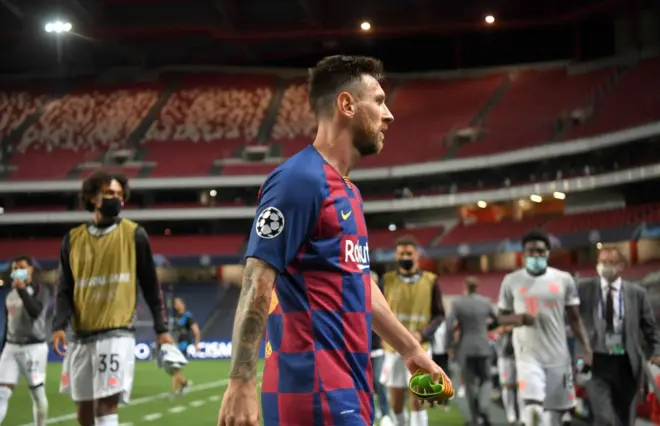 مهاجم برشلونة ليونيل ميسي في مباراة ربع نهائي دوري أبطال أوروبا ضد بايرن ميونيخ، ملعب النور، لشبونة البرتغال، 14 أغسطس/آب 2020