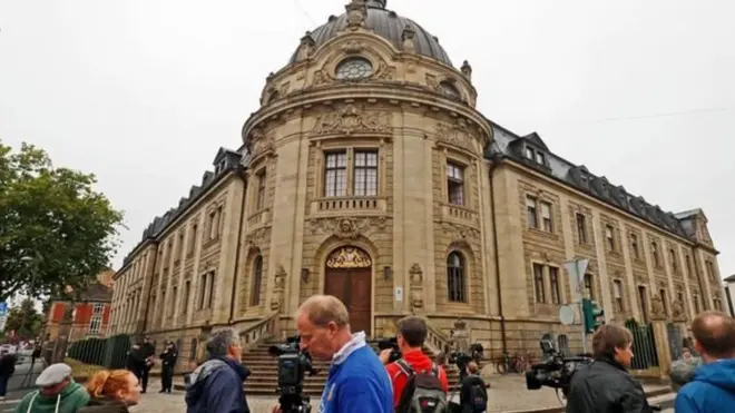 د عبدل محاکمه د بندو دروازو ترشا وشوه