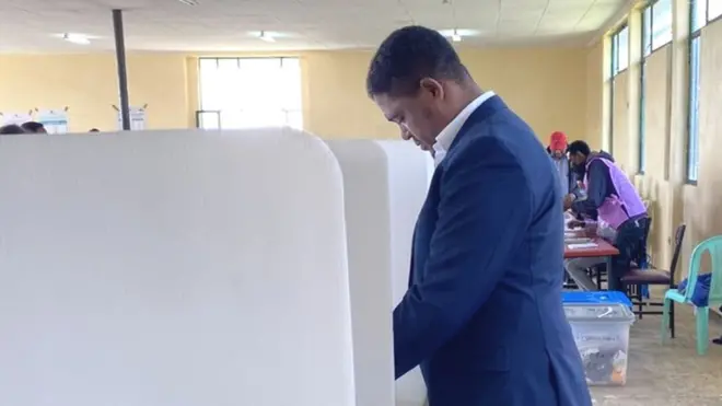 Pirezidaantii Mootummaa Naannoo Oromiyaa, yeroo filataa jira, Gincii