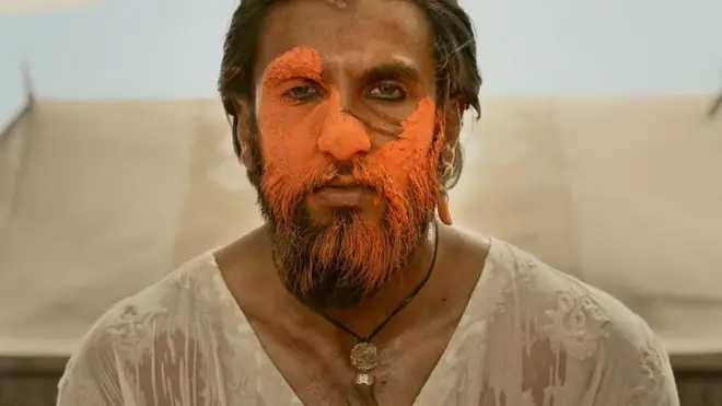 అలావుద్దీన్ ఖిల్జీ పాత్రలో రణవీర్ సింగ్