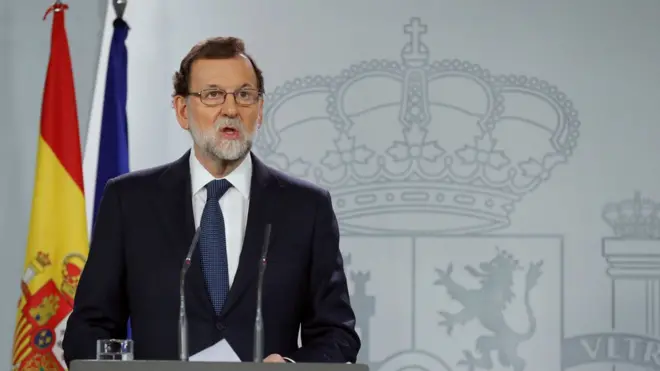 Rajoy dijo que su gobierno quería ofrecer certeza tanto a españoles como a catalanes.