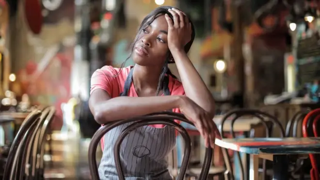 Même si le congé menstruel est mis en œuvre, certains travailleurs - en particulier ceux du secteur des services - risquent d'être laissés pour compte.