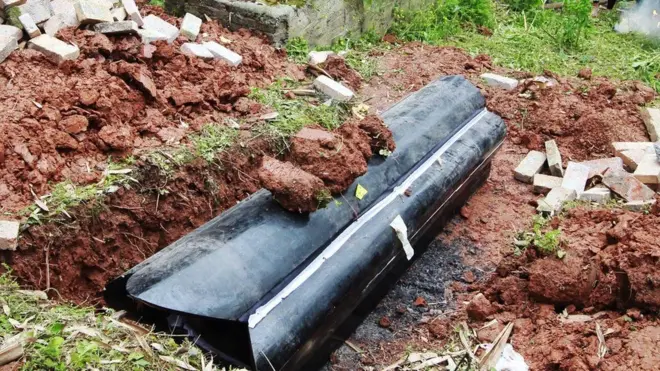 ኣብ ገለ ዞባታት ቻይና ንቡር ቀብሪ ምሉእ ብምሉእ ክልኩል እዩ