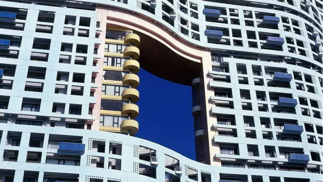 El Repulse Bay es un icónico edificio de apartamentos en Hong Kong.