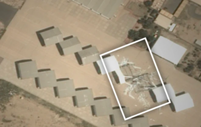 Imagem de satélite mostra danos na base aérea Ali Al Salem, no Kuwait. À esquerda, aparecem depósitos de combustível destruídos; à direita, hangares danificados