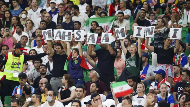 اعتراض زنان در جام جهانی قطر