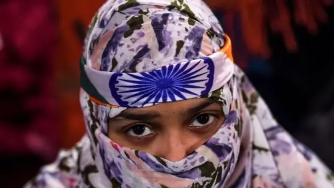 महिला प्रदर्शनकारी