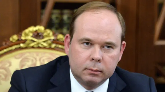 Загадочный чиновник, загадочный прибор: есть ли между ними связь?