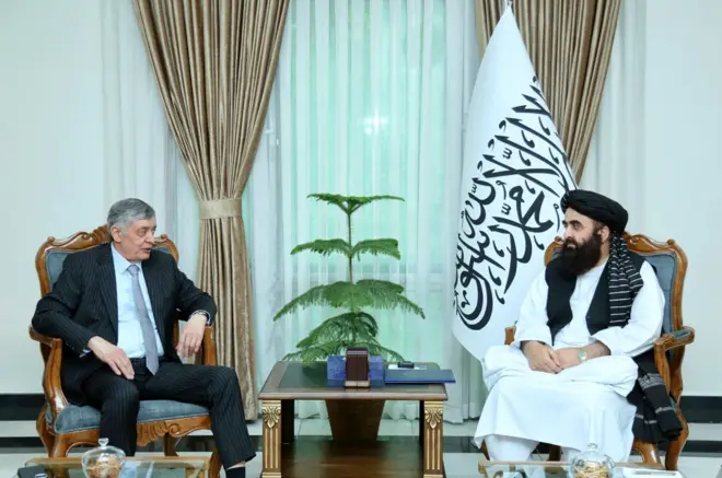 کابلوف او متقي ناست دي