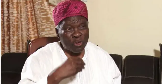 Aworan Oloye Banji Akintoye